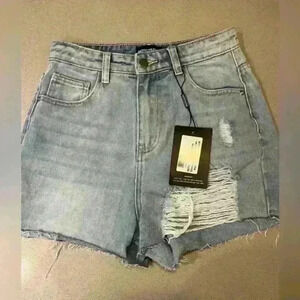 Pretty little thing Jean shorts